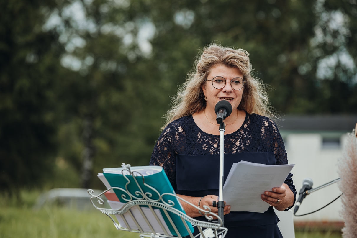 Bianca Heine-Scharschmidt Freie Rednerin bei einer Freien Trauung